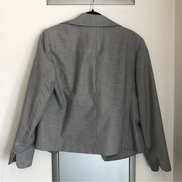 Nine West Grey Checkered One-button Blazer - Picture 3 of 16